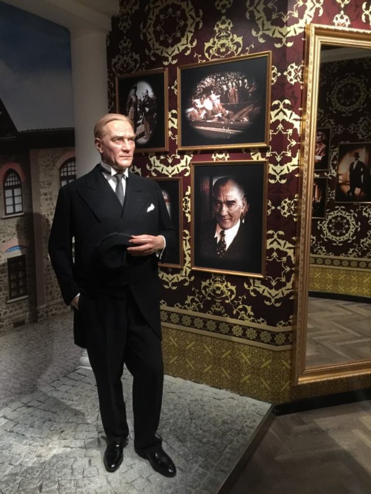 madam-tussauds-ataturk